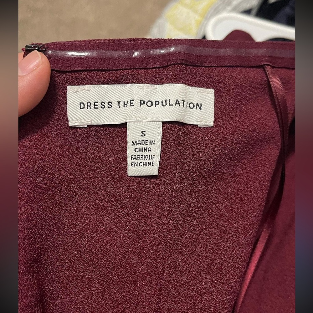 Formal Dress fitted. wine color super pretty maroon
